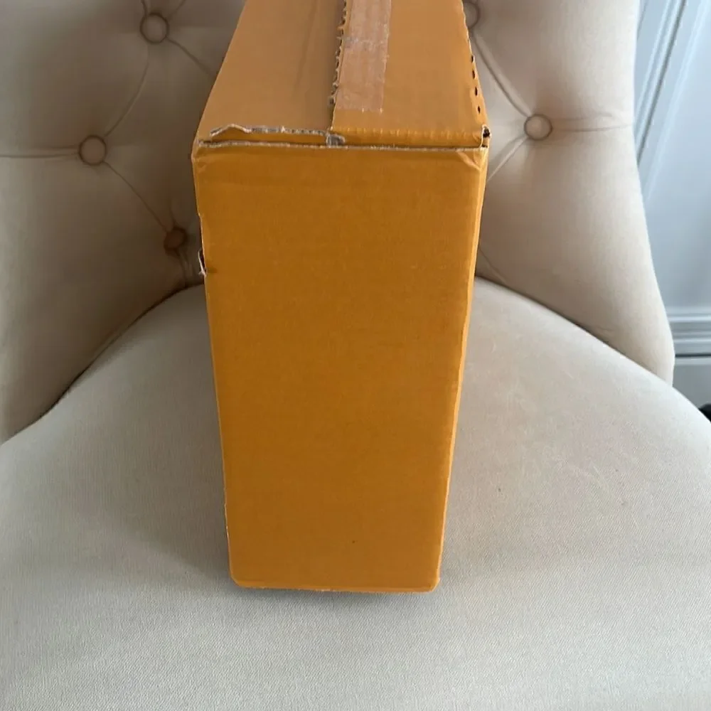 Louis Vuitton box set‎